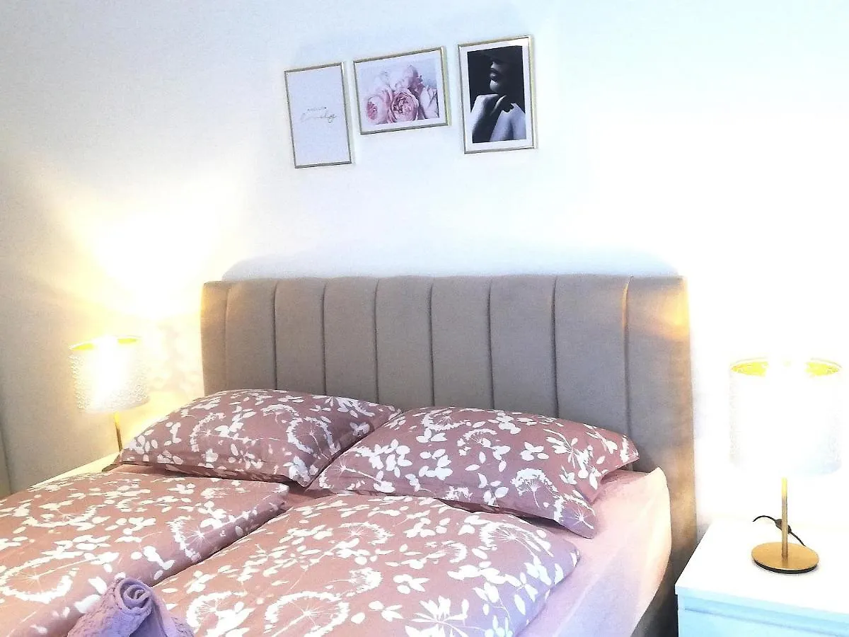 Nice Vacation Poreč Appartement